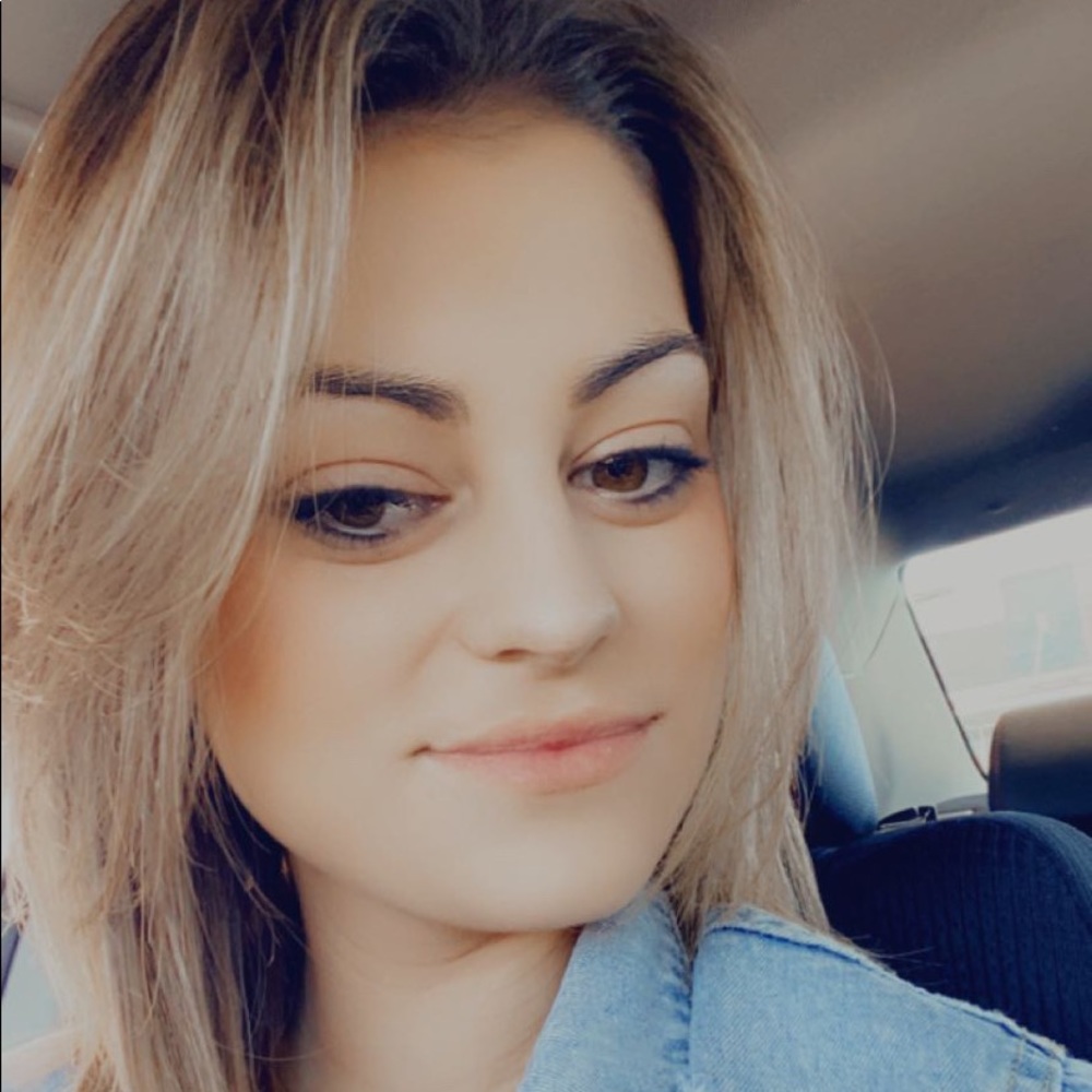 Meet your Posher, Kristina